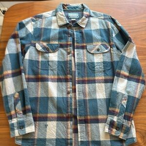 Vissla men’s flannel medium